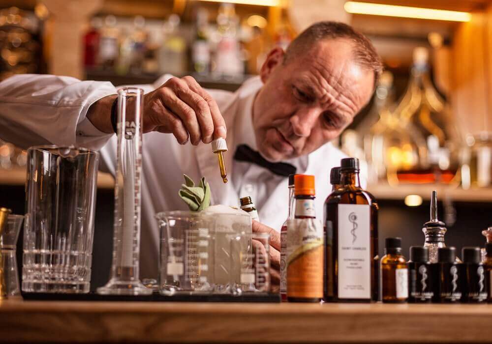 THE BOTANIST - Natural pharmacy meets bar