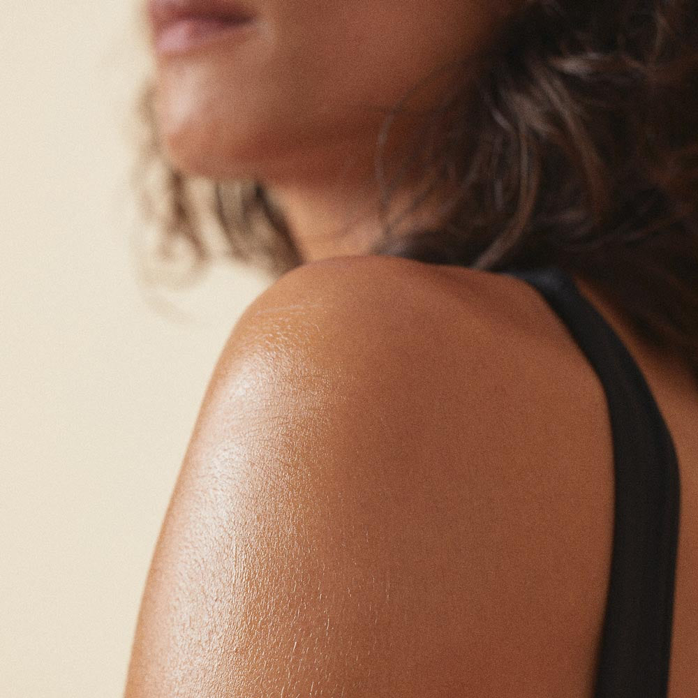 Golden Glow Body Oil Mood